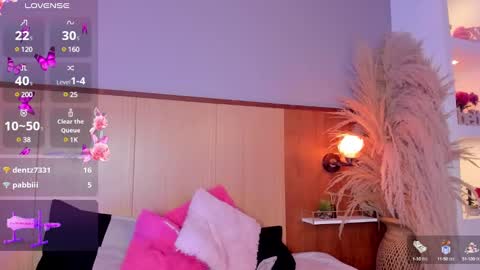 Snapshot of camiestrada chatting on February 7, 11:55 pm camiestrada online show from February 7, 11:55 pm