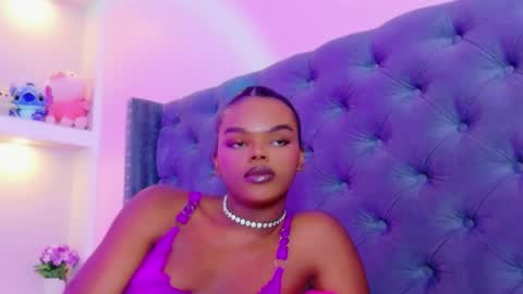 Snapshot of camiestrada chatting on October 18, 11:53 pm camiestrada online show from October 18, 11:53 pm