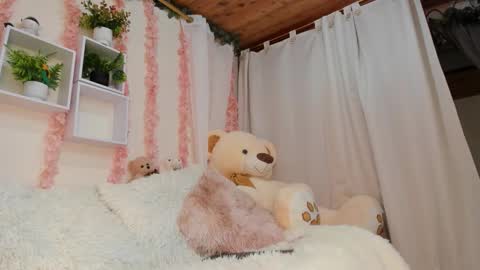 Camii Lopez online show from December 1, 11:14 pm