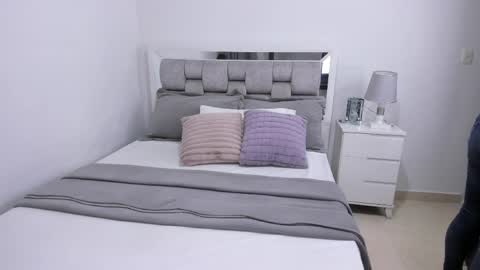 Camila buitrago online show from April 6, 11:39 pm