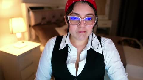 Camila buitrago online show from February 11, 11:19 pm