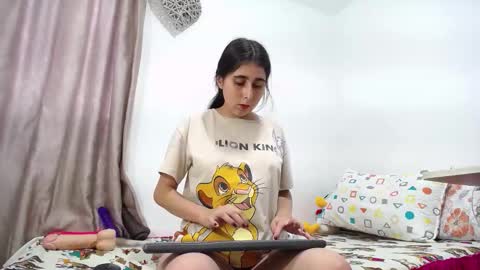 Snapshot of camila_cami chatting on September 30, 10:31 pm Camila online show from September 30, 10:31 pm