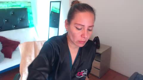 camila online show from September 10, 7:04 pm