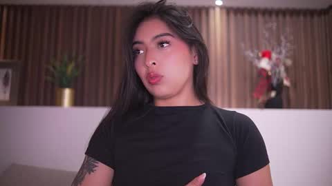 Camila online show from January 6, 6:45 pm