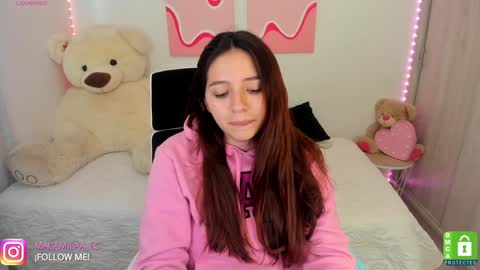  C A M I  online show from December 20, 9:28 pm