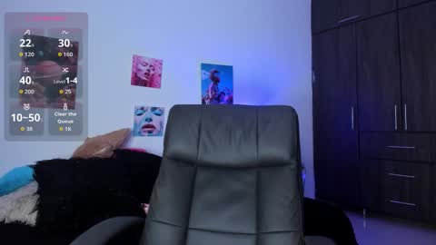 Cami vazques online show from March 24, 3:12 am