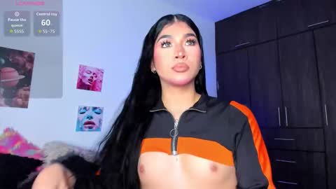 Cami vazques online show from March 19, 3:34 am