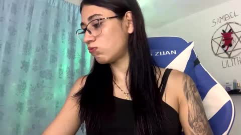 Camila online show from November 7, 10:01 pm