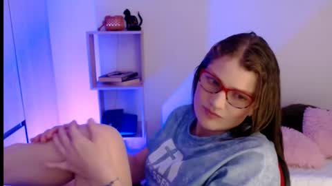 Camila ventura online show from June 6, 1:17 pm