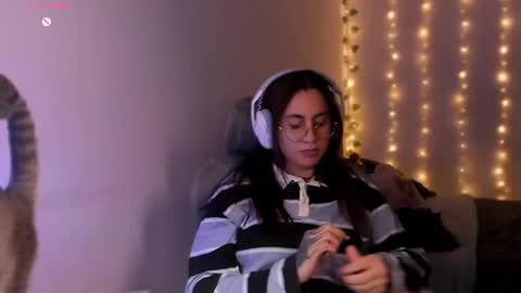 CAMILAA LEE  online show from November 10, 5:21 am