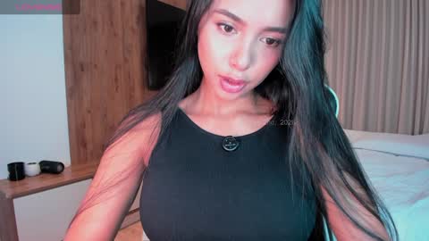 Camila online show from February 3, 12:07 am