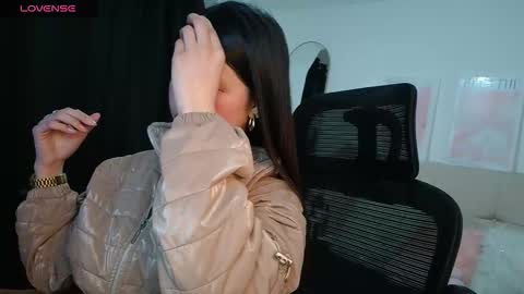 camilamarsh online show from January 8, 2:12 pm