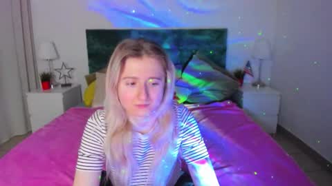 camilladreamer online show from March 14, 1:42 am