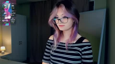 Emily online show from April 19, 6:10 pm