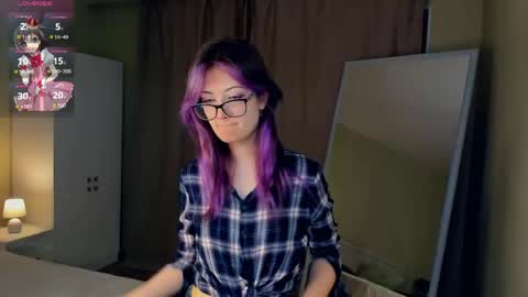 Emily online show from April 14, 5:27 pm