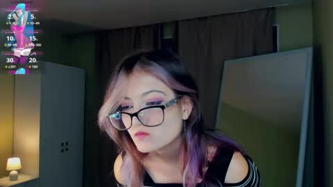 Emily online show from April 19, 5:25 pm