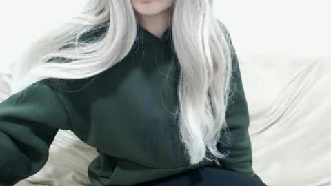 CamilleBunny online show from December 4, 4:23 am