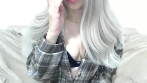 CamilleBunny online show from March 29, 2:24 am