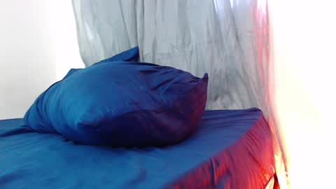 camilo_contre21 online show from March 11, 10:53 pm