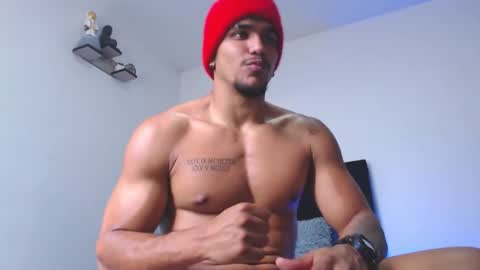 camilo_contre21 online show from February 10, 8:45 pm