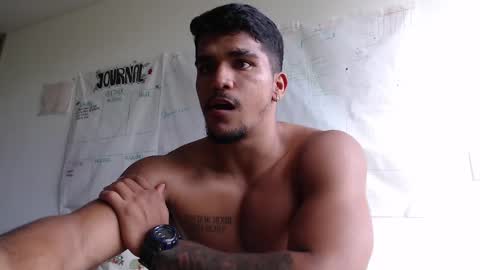 camilo_contre21 online show from October 7, 8:05 pm