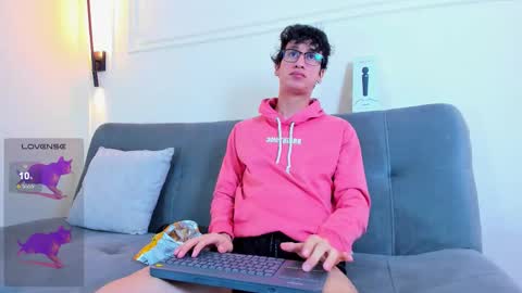 Camilo online show from January 15, 3:15 am