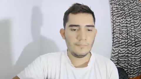 Camilowhite  online show from October 20, 7:08 pm