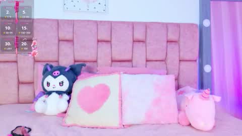 camiluxe online show from February 28, 10:25 pm