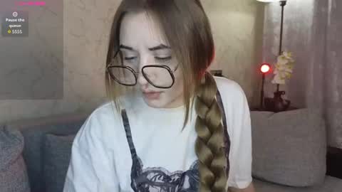 Julia online show from June 16, 7:07 pm