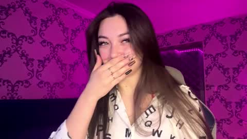 Kate online show from March 5, 6:33 am