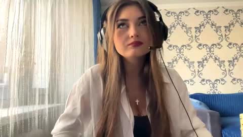 Kate online show from October 30, 9:43 am