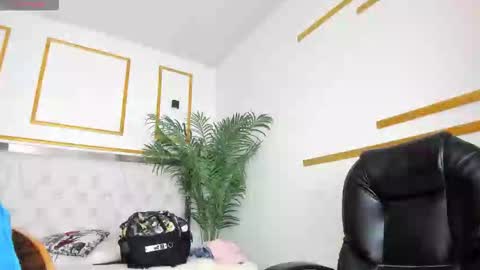 Candy  online show from January 9, 9:26 am