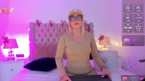 Candie  online show from April 26, 12:14 pm