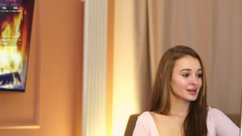 Hey there Im Anna 21 years old online show from April 4, 4:25 pm