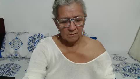 candy online show from April 20, 11:52 pm