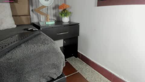 Snapshot of candy_mery chatting on October 6, 7:20 pm candy mery online show from October 6, 7:20 pm