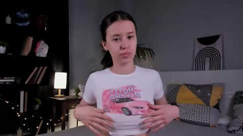 Sandy online show from September 17, 11:24 am