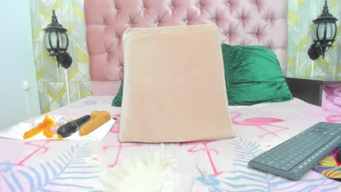 candy_sex18_ online show from December 6, 3:06 pm