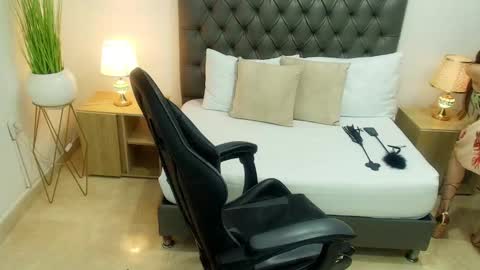 CANDY online show from March 8, 7:53 pm