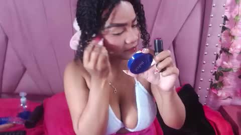 Candy  online show from January 26, 1:04 pm