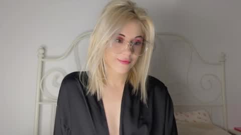 You can call me HH online show from February 20, 7:05 pm