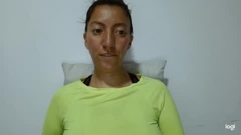 candymilfff online show from November 16, 8:33 pm