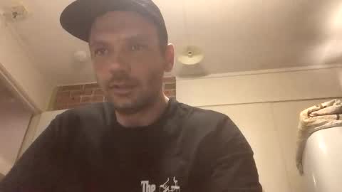 canipleasehavesomepussy online show from April 3, 2:18 am