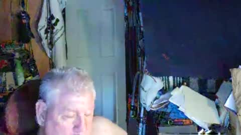 canoelicker69 online show from September 29, 7:46 pm