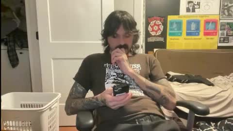 cantleavethehouse online show from January 8, 9:59 am