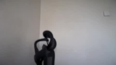 Emma online show from December 5, 8:24 am