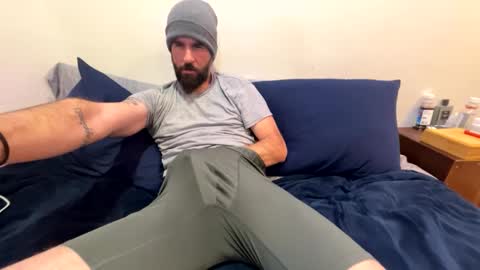 Snapshot of captnblackbeard chatting on January 5, 11:33 pm captnblackbeard online show from January 5, 11:33 pm