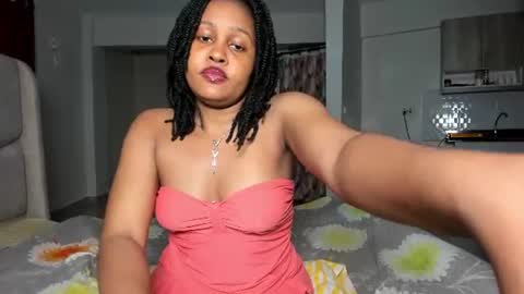 caramel_siren online show from July 21, 7:05 pm