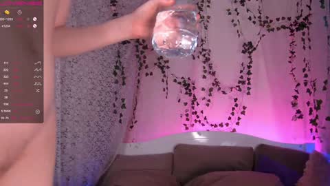 Viola Marika and Visma  online show from November 9, 5:22 am