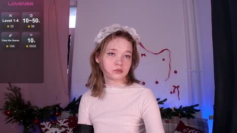 Viola Marika and Visma  online show from December 15, 5:36 am